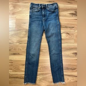 Free people ankle crop skinny jeans